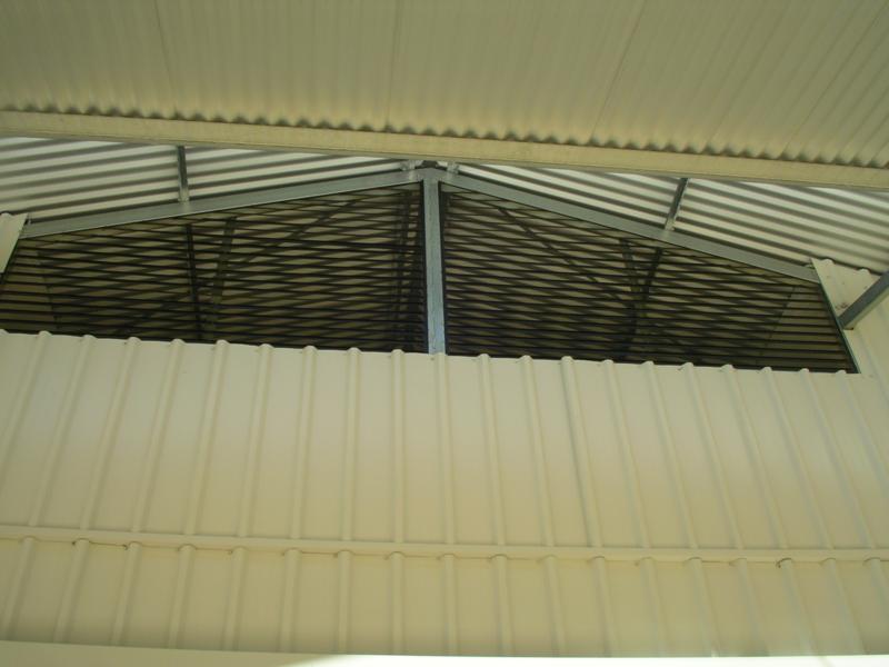 Louvered vents to outside of stable