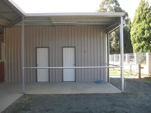 Feed and Tack room off stable lockable doors with under cover wash bay and over head water swing arm